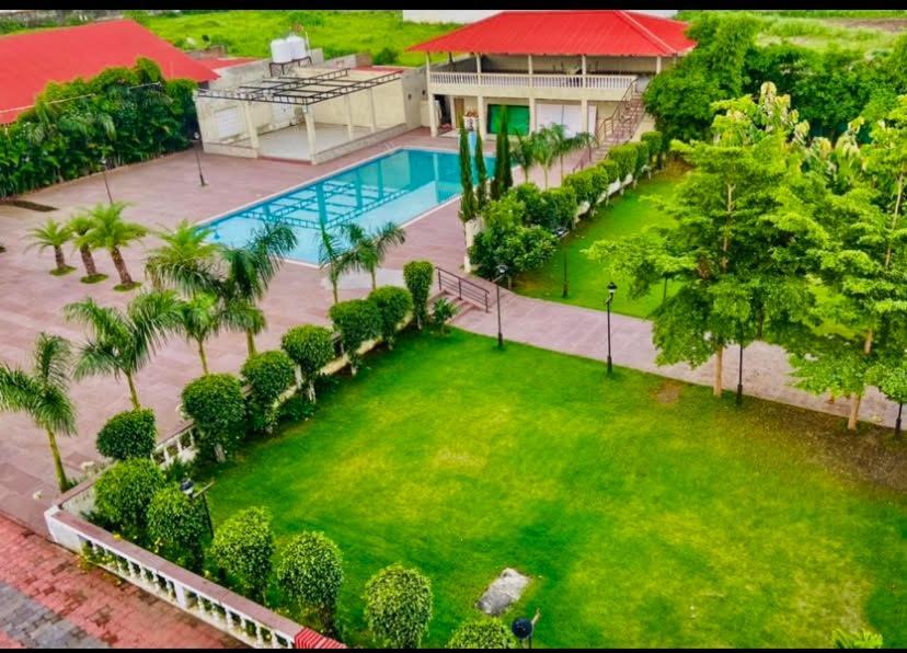 Jaidev Farms And Resort Chhindwāra Екстериор снимка