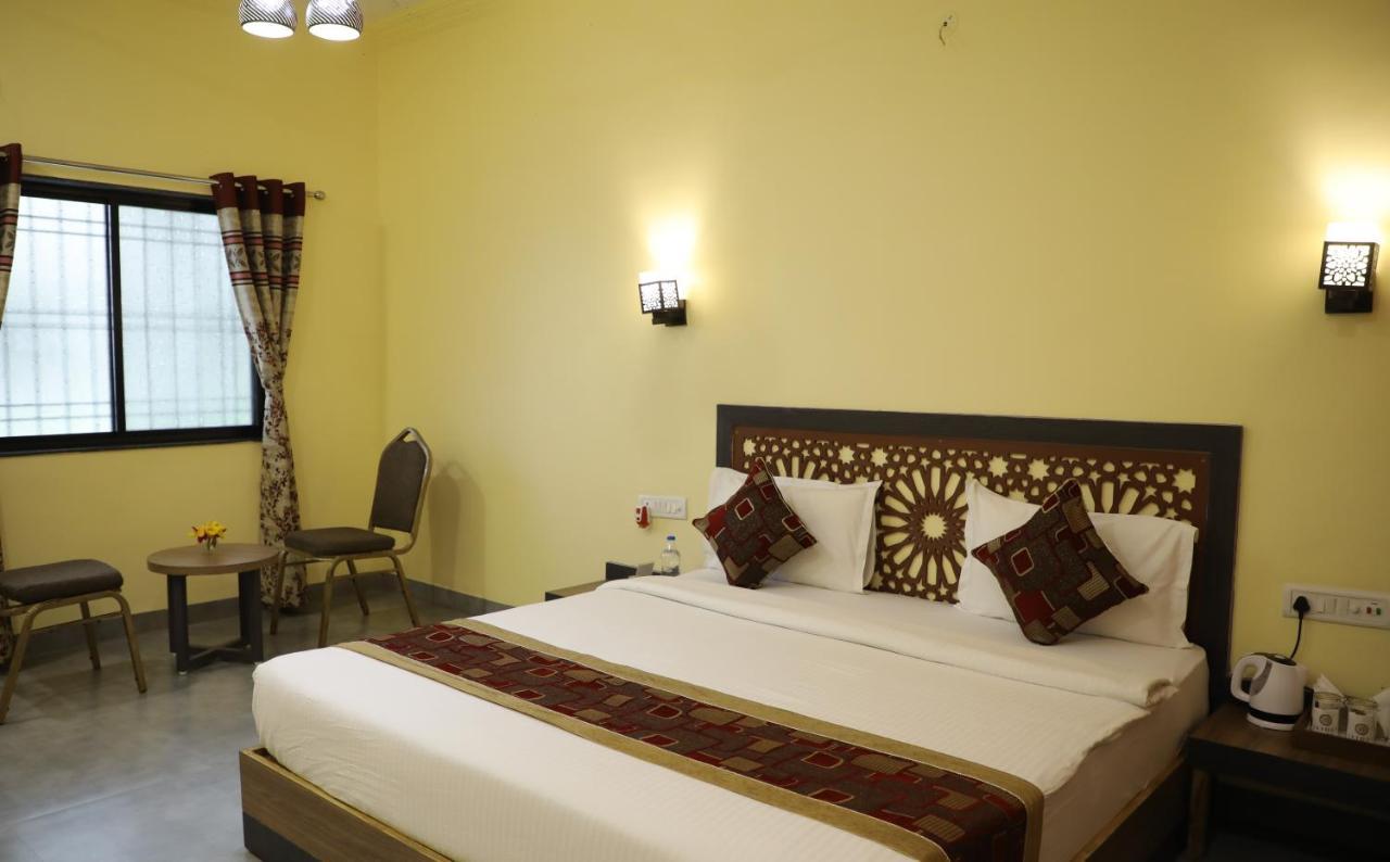 Jaidev Farms And Resort Chhindwāra Екстериор снимка