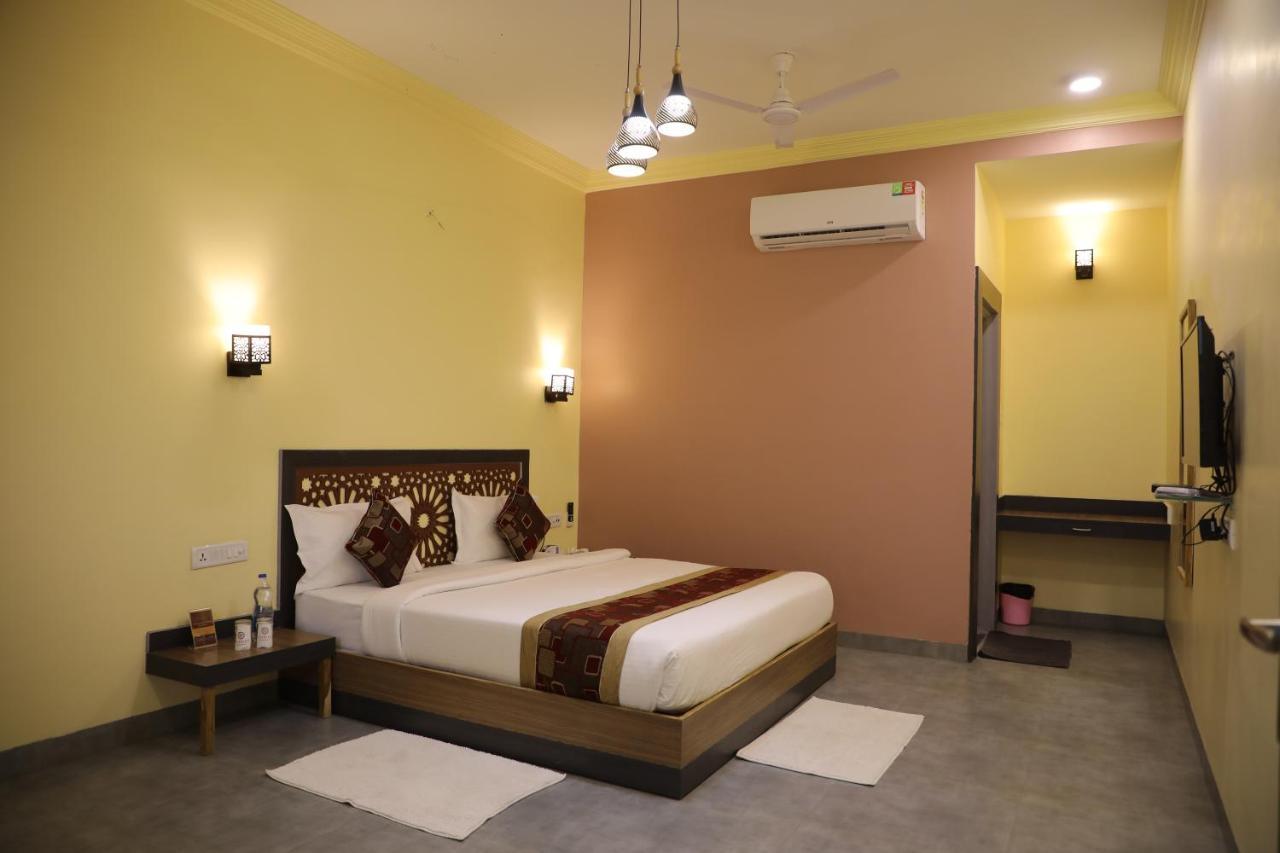 Jaidev Farms And Resort Chhindwāra Екстериор снимка