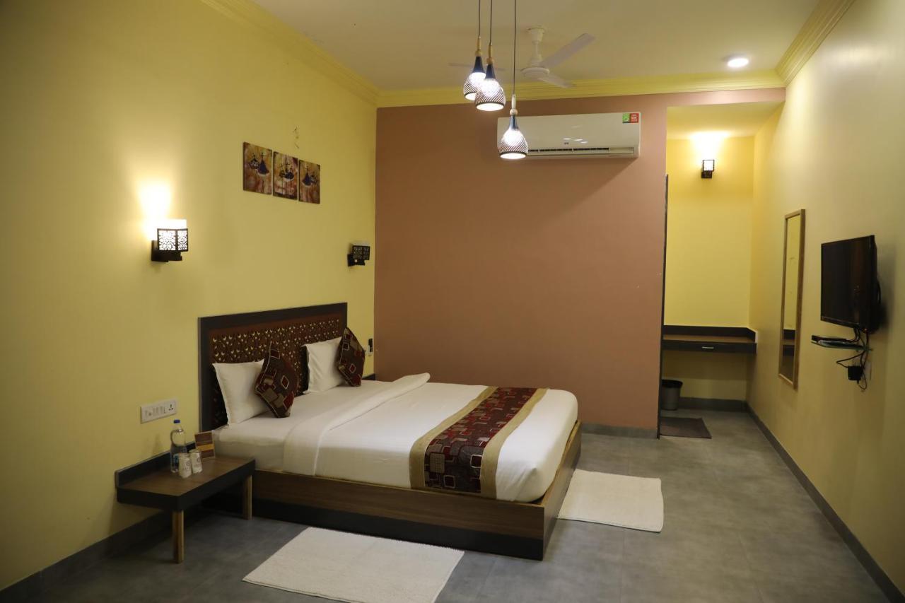 Jaidev Farms And Resort Chhindwāra Екстериор снимка