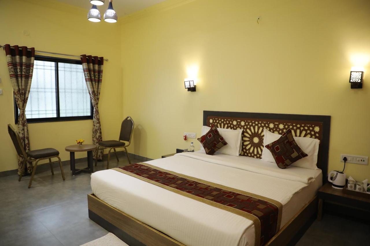 Jaidev Farms And Resort Chhindwāra Екстериор снимка